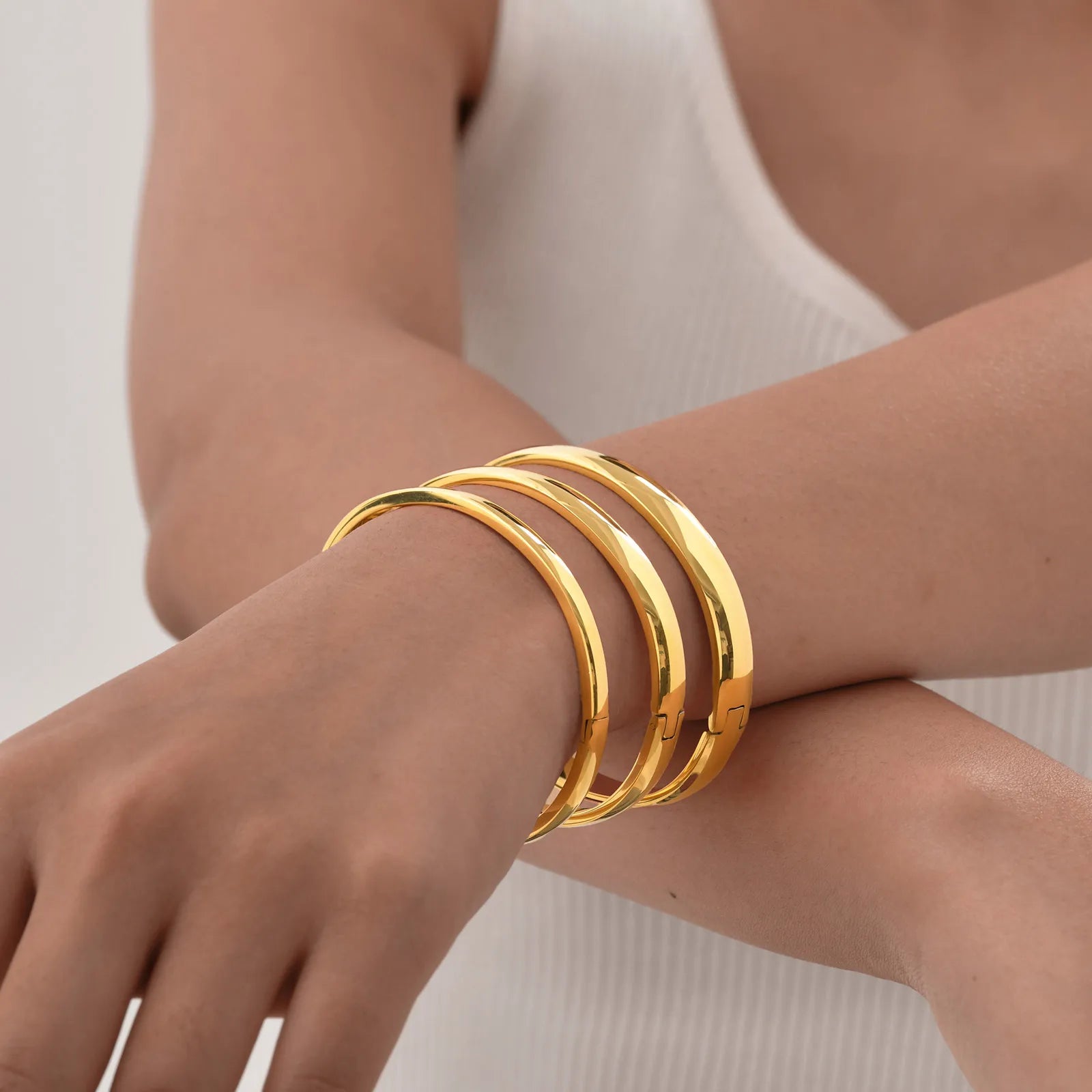 Women Anti Allergy Stainless Steel Cuff Bracelets Bangle, Trendy Wristband Jewelry Stacking Open Bracelet to Girls Mom Wife